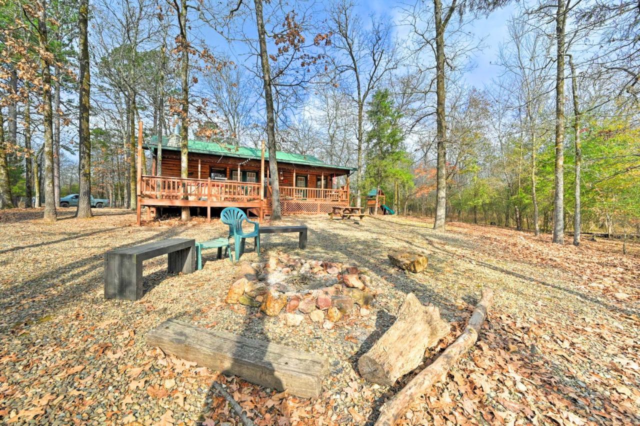 Quiet Woodsy Getaway With Hot Tub In Broken Bow Villa Stephens Gap Eksteriør bilde