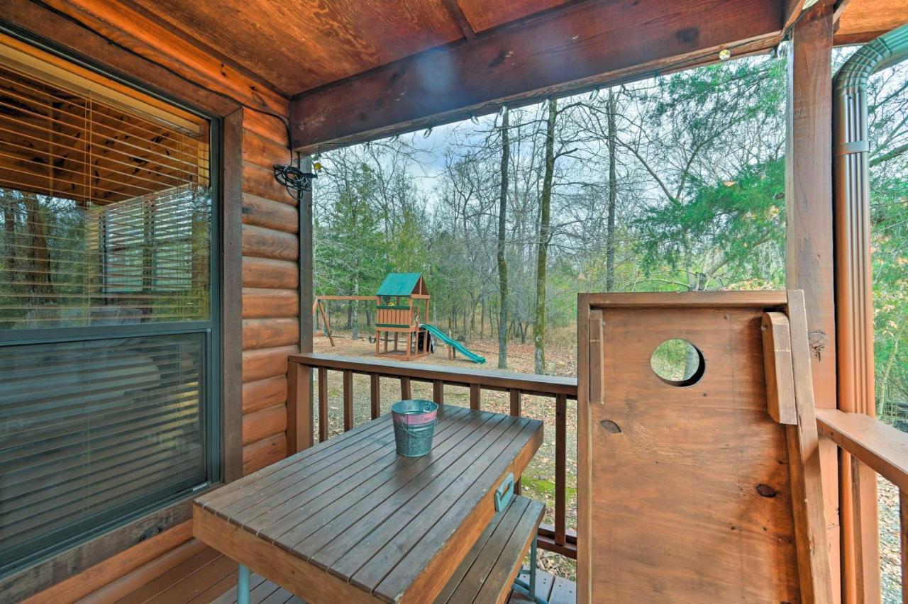 Quiet Woodsy Getaway With Hot Tub In Broken Bow Villa Stephens Gap Eksteriør bilde