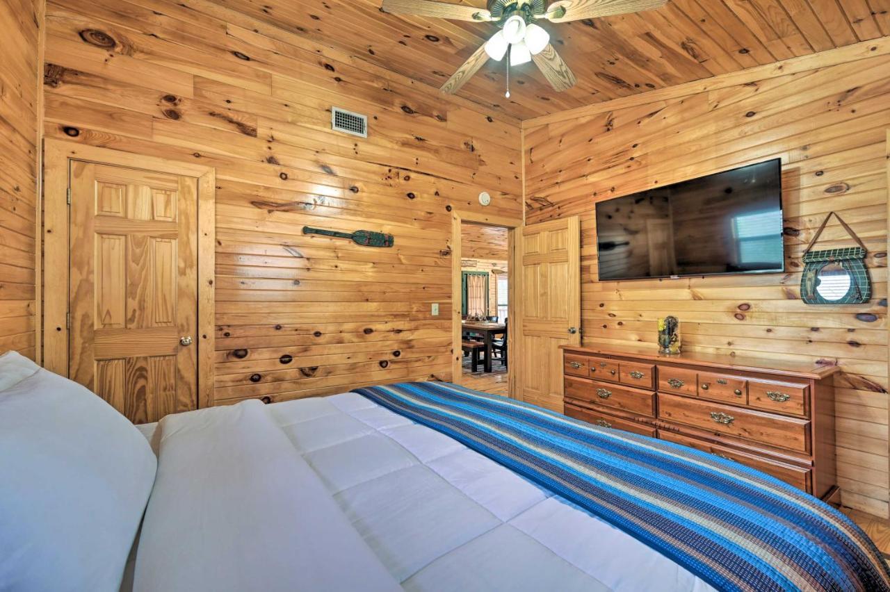 Quiet Woodsy Getaway With Hot Tub In Broken Bow Villa Stephens Gap Eksteriør bilde